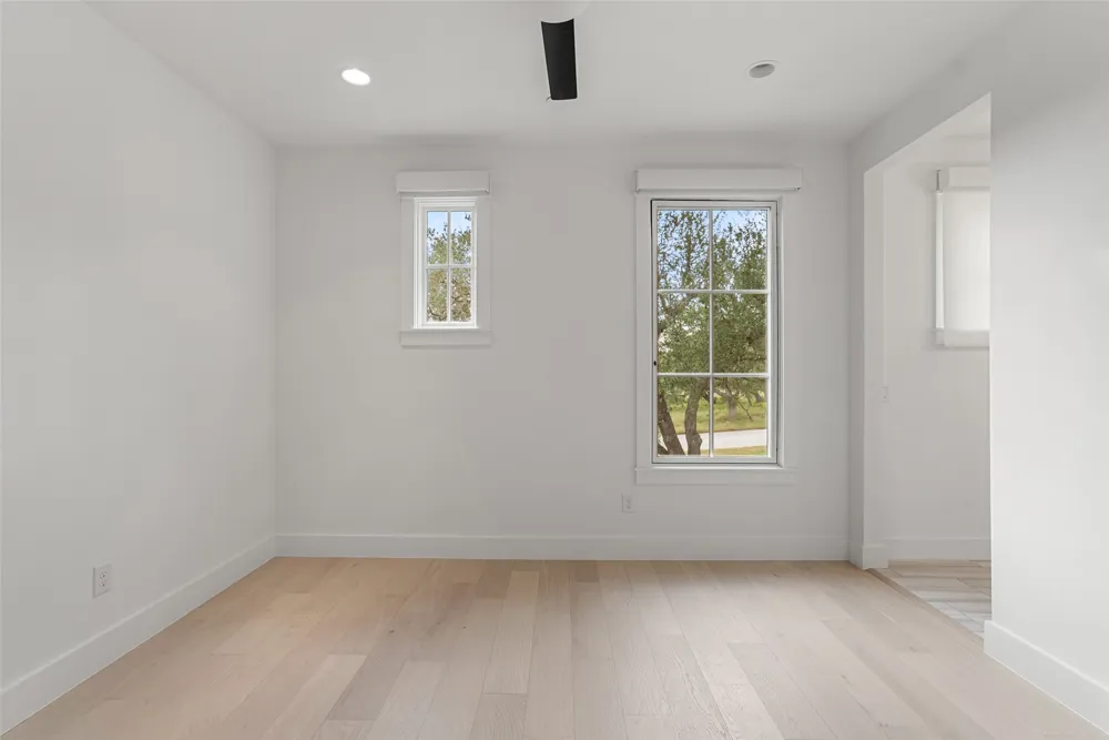 16908 Whispering Breeze Austin, TX 78738