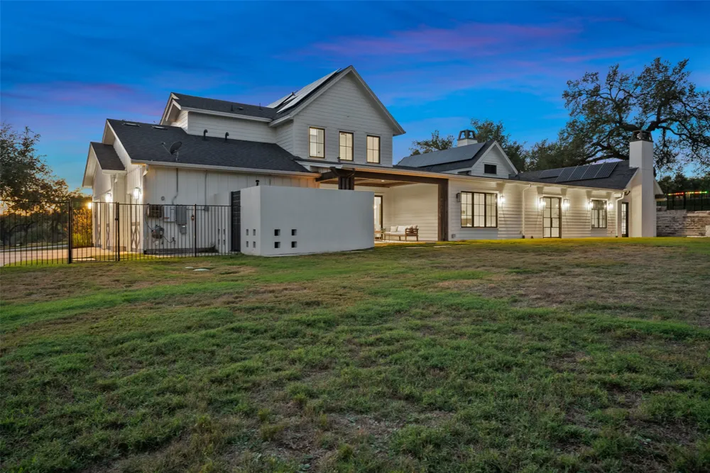 16908 Whispering Breeze Austin, TX 78738