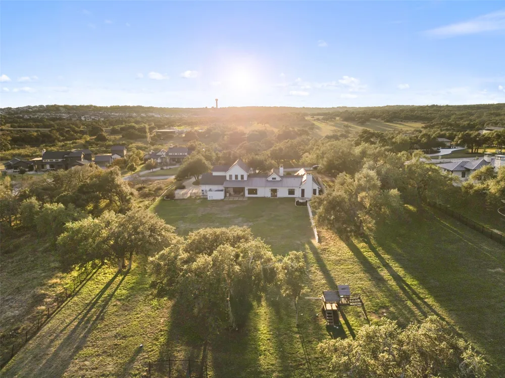 16908 Whispering Breeze Austin, TX 78738