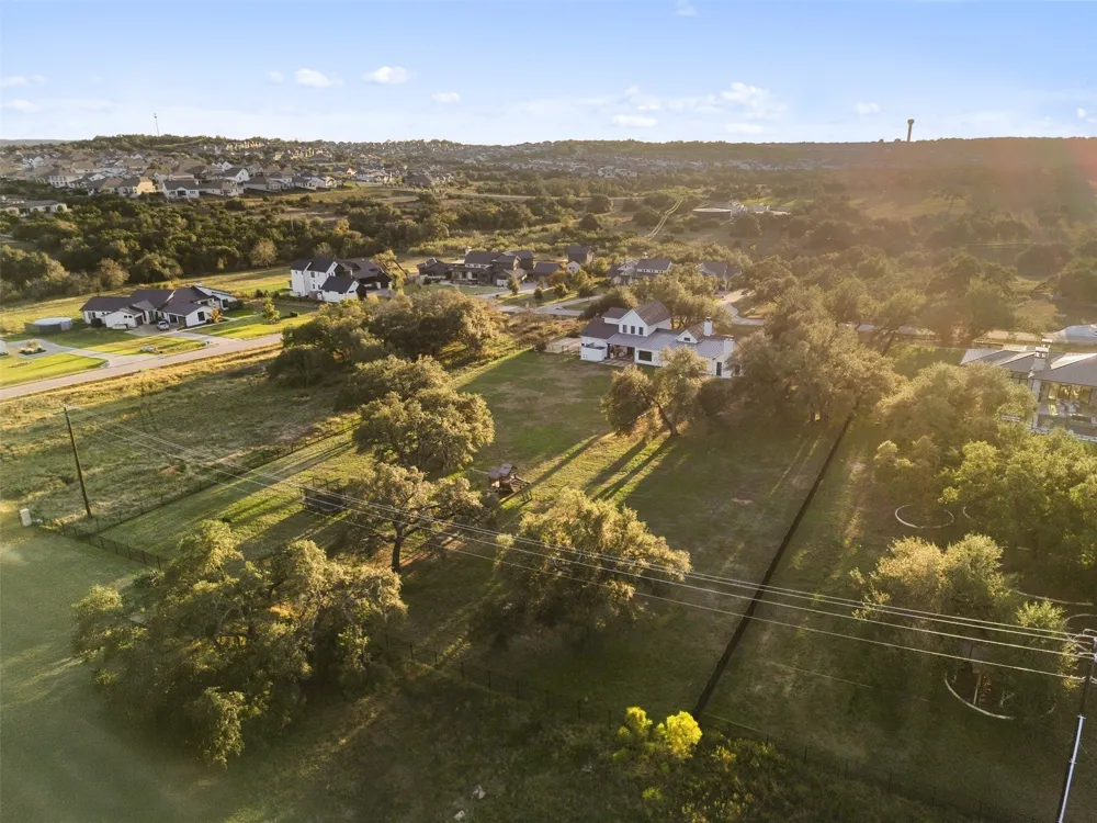 16908 Whispering Breeze Austin, TX 78738
