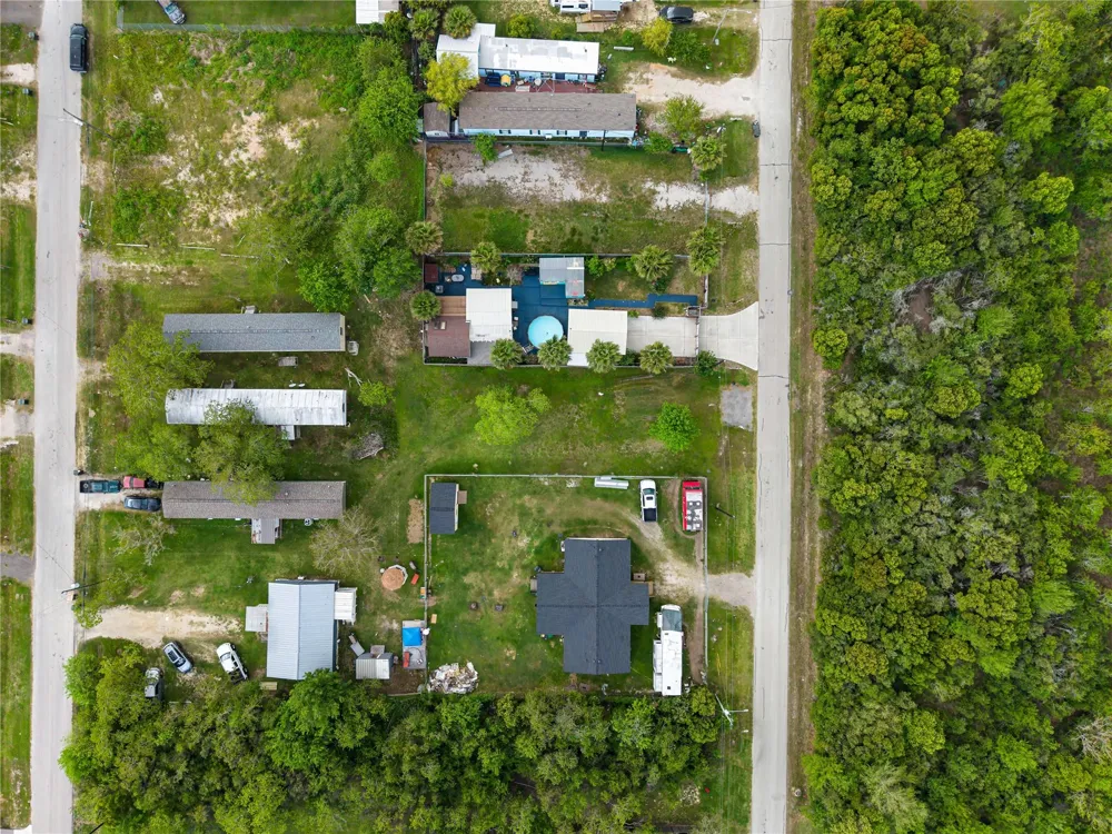 309 5th Street San Leon, TX 77539