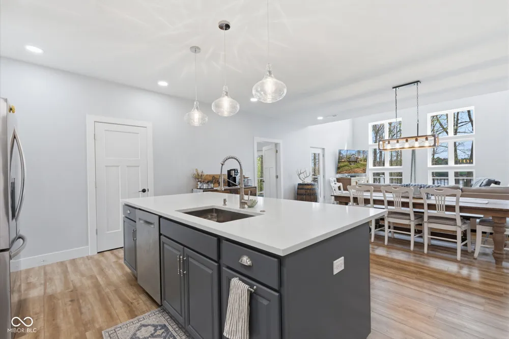8446 E Parkview Drive Rockville, IN 47872