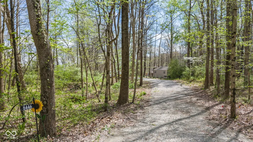 8446 E Parkview Drive Rockville, IN 47872