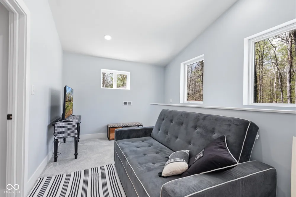 8446 E Parkview Drive Rockville, IN 47872