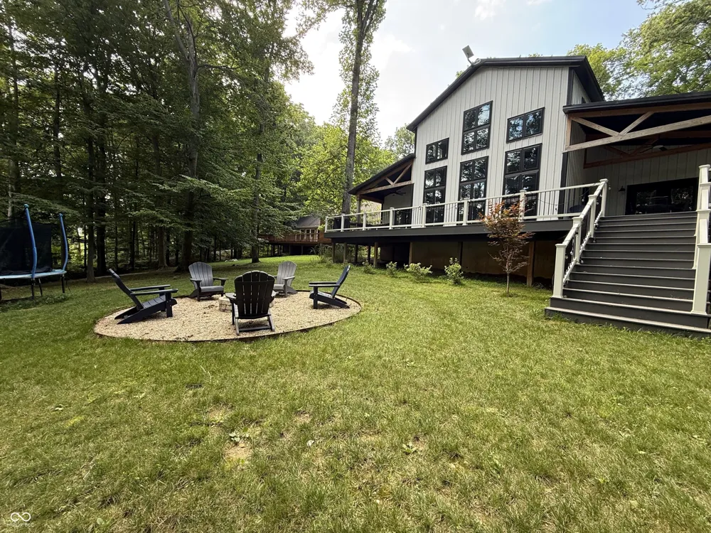 8446 E Parkview Drive Rockville, IN 47872