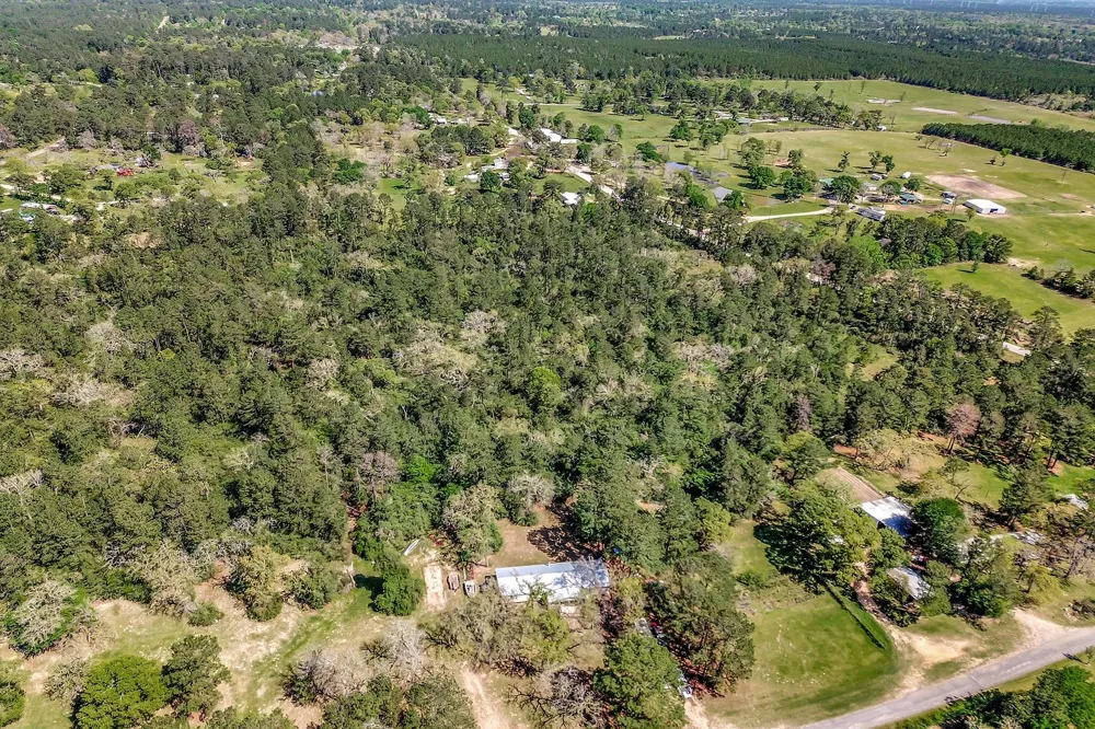Cr 304 Navasota, TX 77868