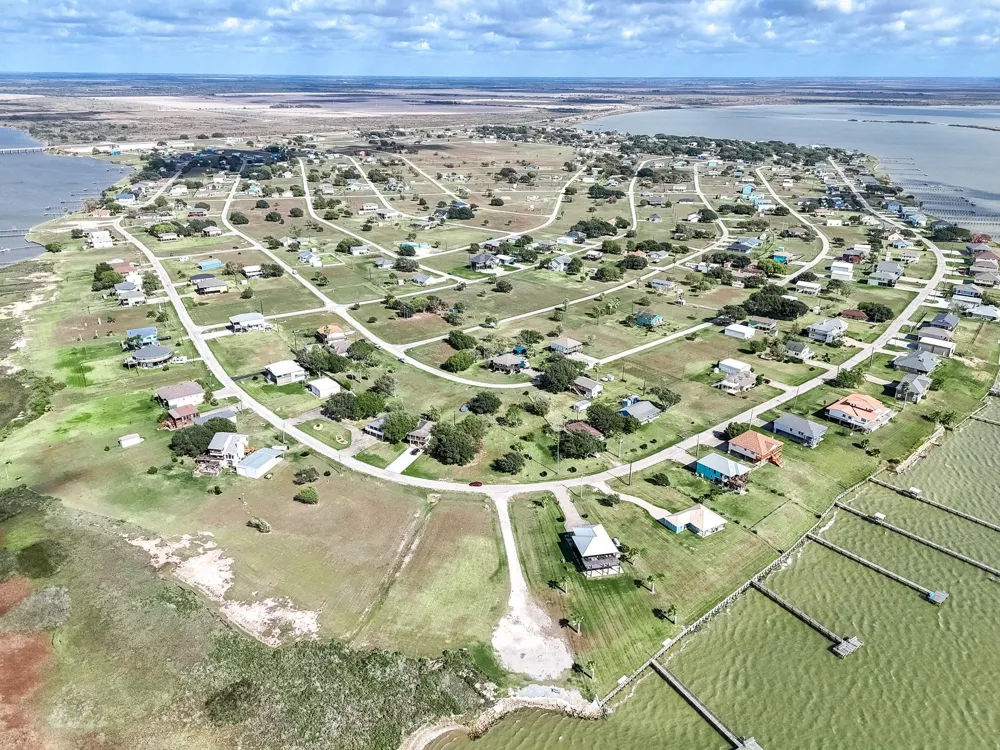 448 Stovall Drive Palacios, TX 77465