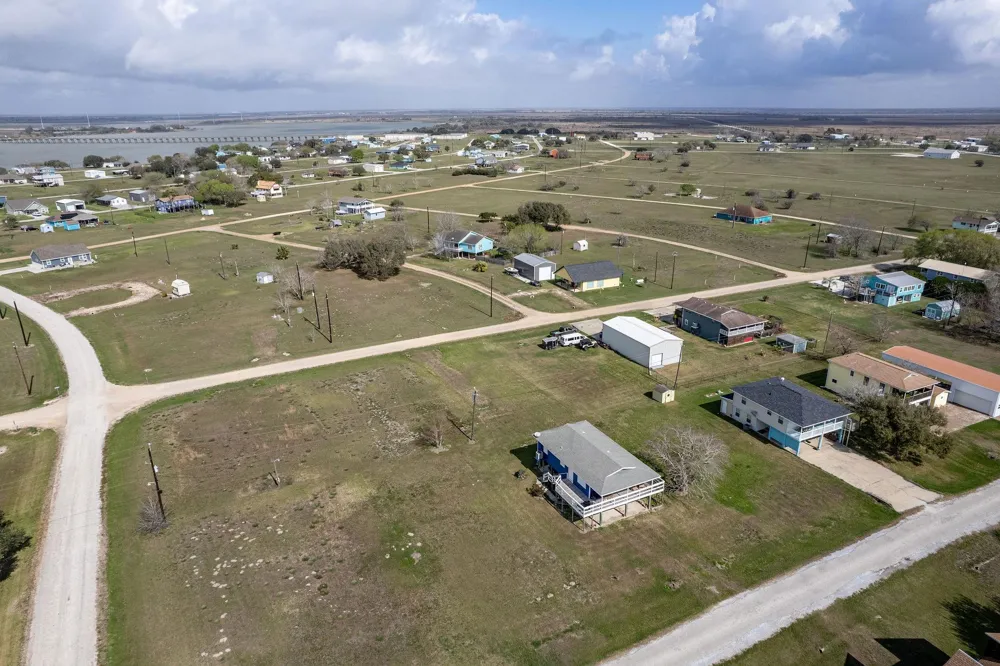 448 Stovall Drive Palacios, TX 77465