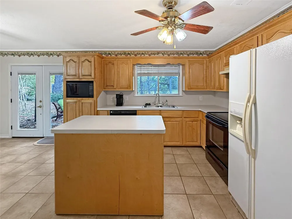 3301 County Road 2570 Woodville, TX 75979