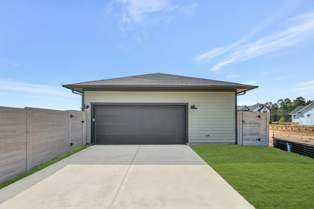 11450 Billy Bobs Street Montgomery, TX 77316