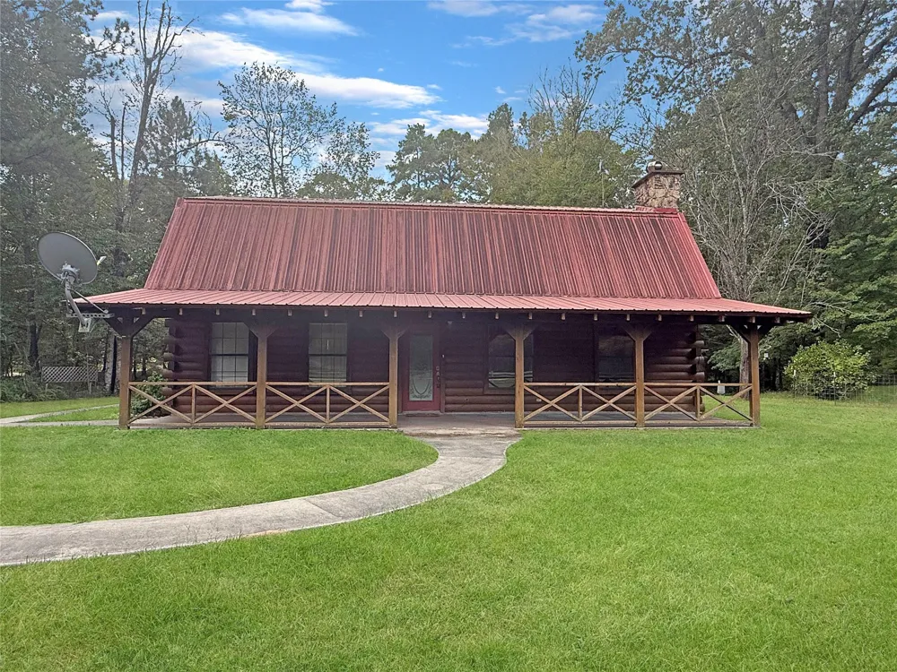 1517 County Road 4250 Woodville, TX 75979