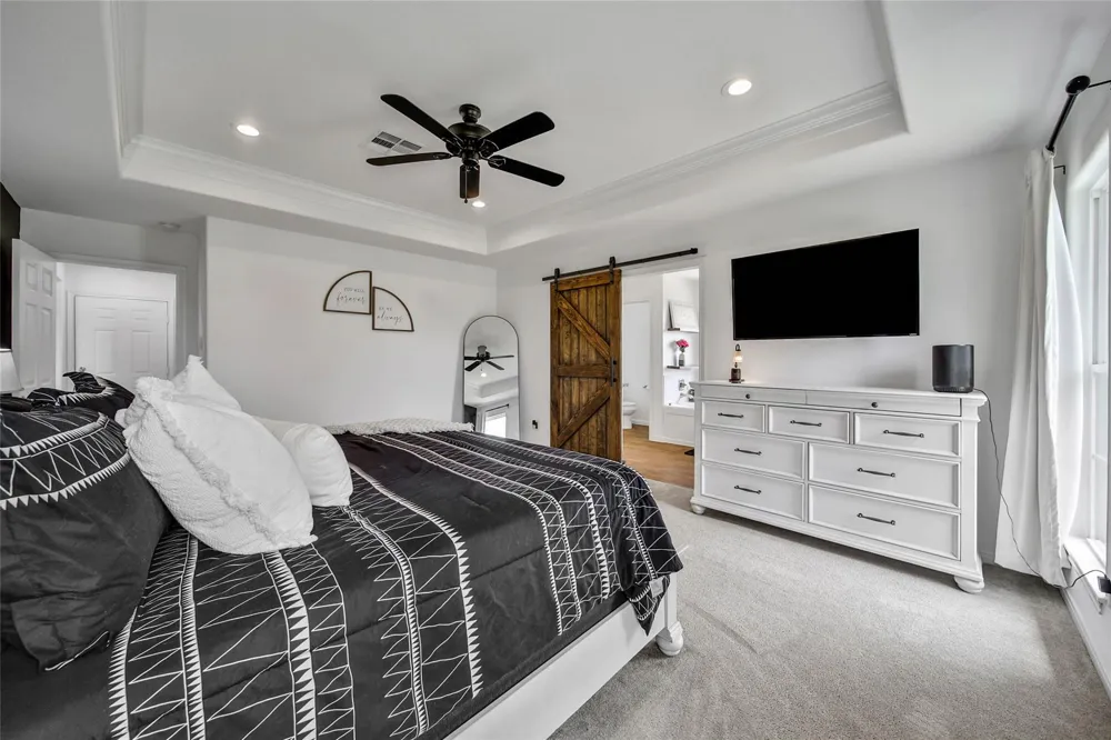 2063 White Buck Court Cleveland, TX 77328