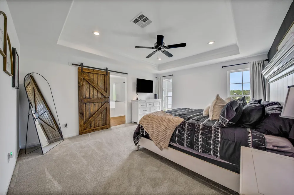 2063 White Buck Court Cleveland, TX 77328