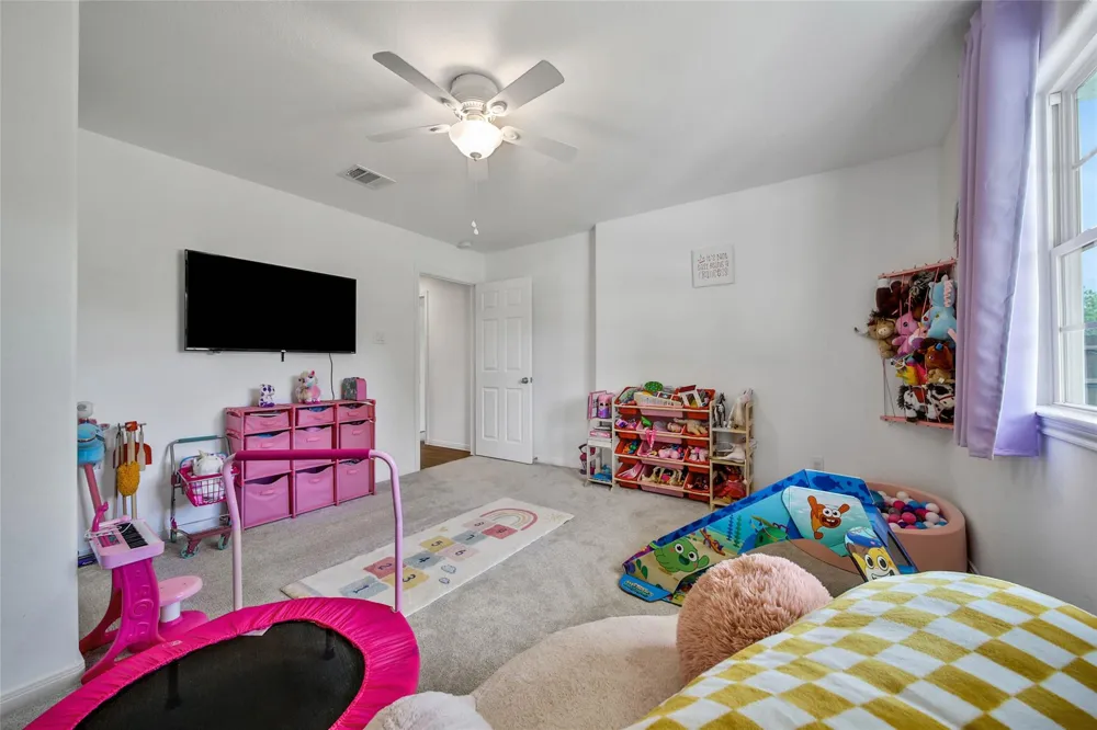 2063 White Buck Court Cleveland, TX 77328