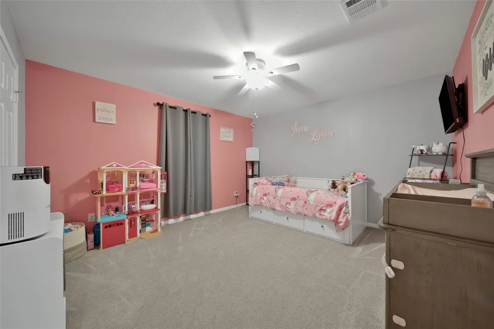 2063 White Buck Court Cleveland, TX 77328