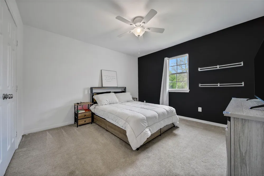 2063 White Buck Court Cleveland, TX 77328