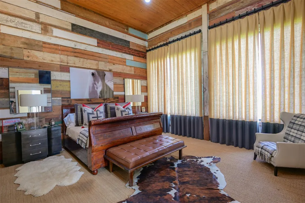 3805 Guenther Road La Grange, TX 78945