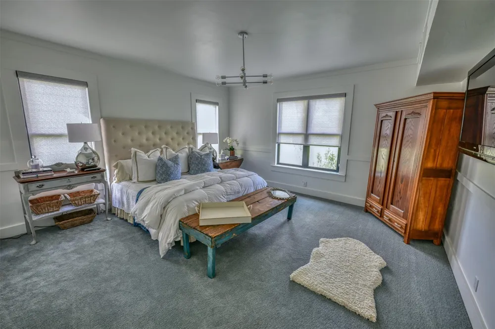 3805 Guenther Road La Grange, TX 78945