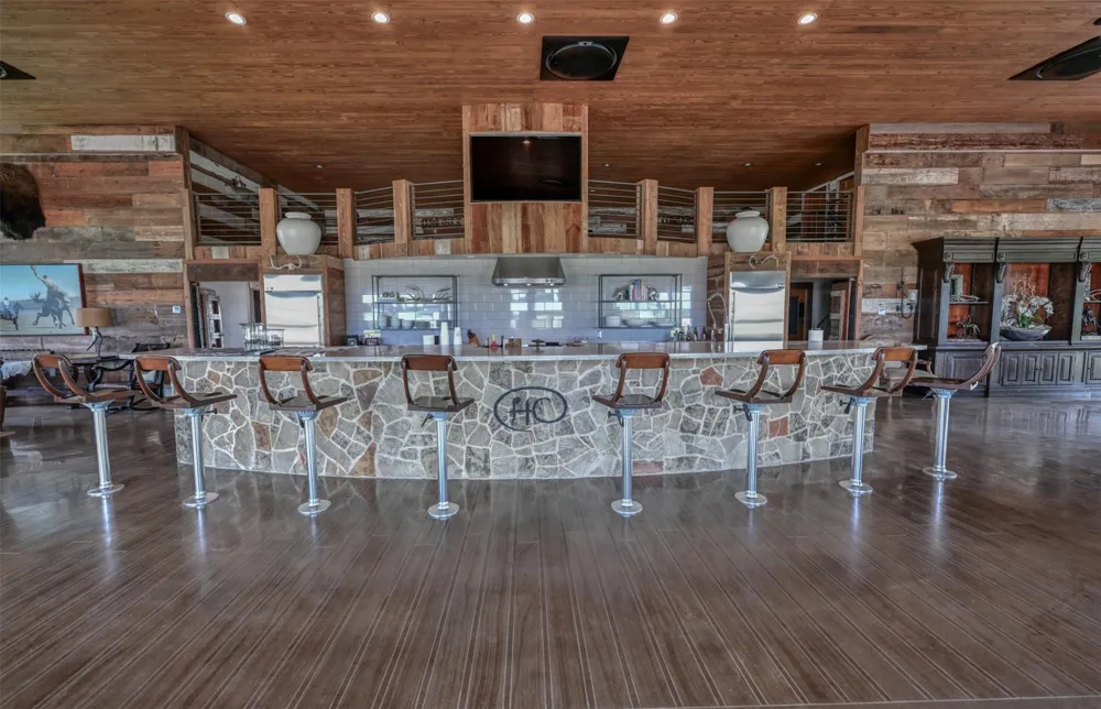 3805 Guenther Road La Grange, TX 78945