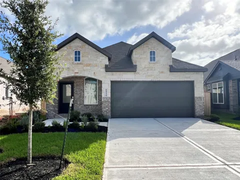 6818 Papillon Lane