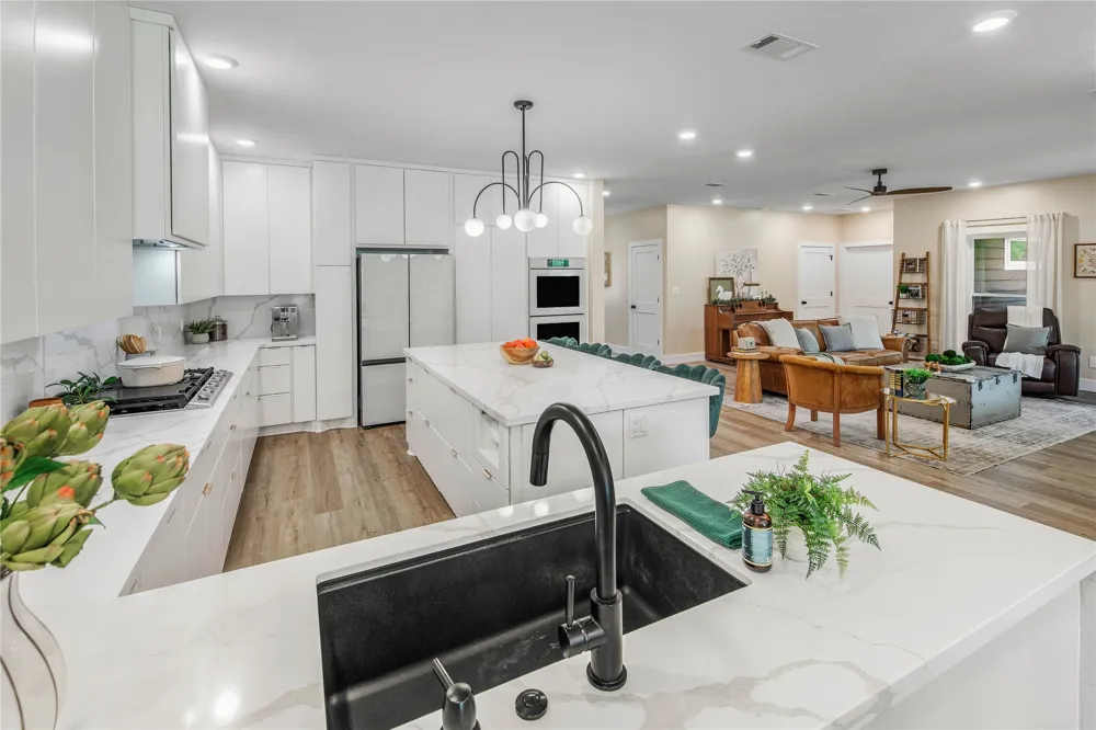 4855 Austins Creek Drive Bryan, TX 77808