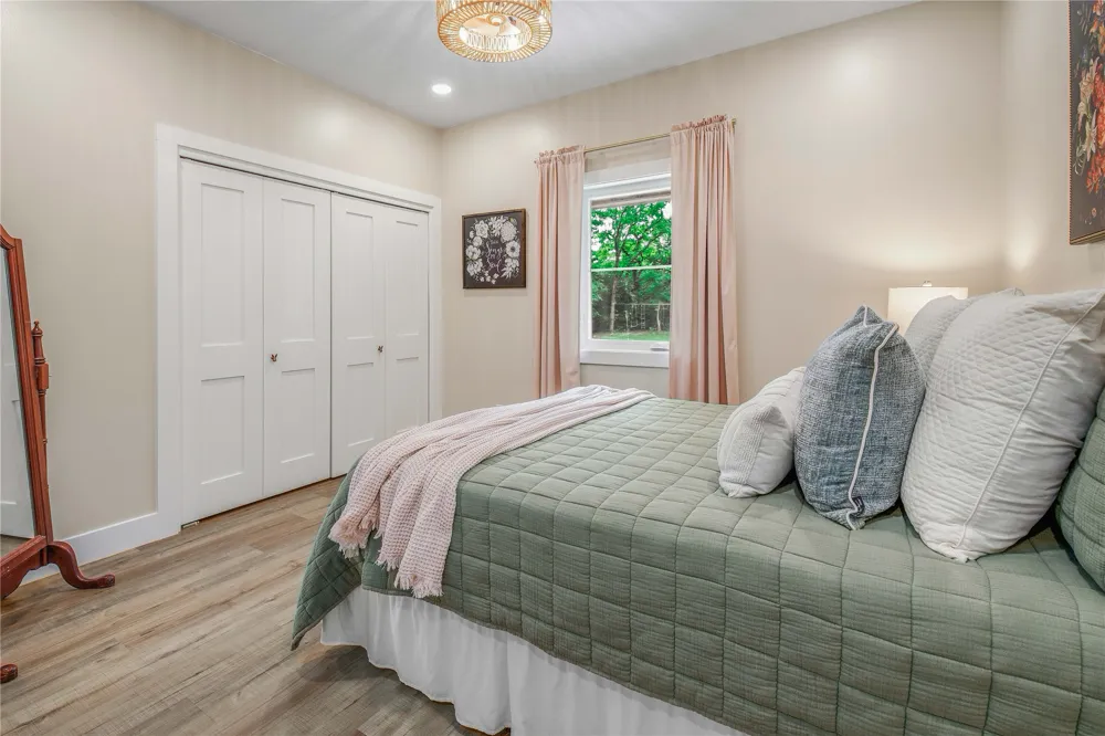 4855 Austins Creek Drive Bryan, TX 77808