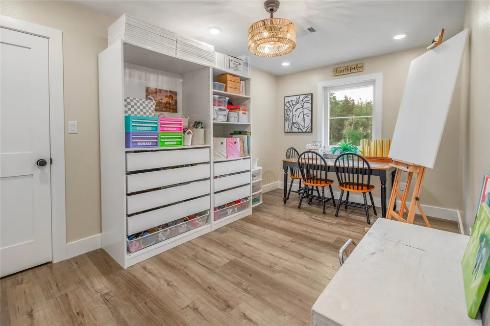 4855 Austins Creek Drive Bryan, TX 77808
