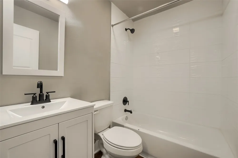 5909 Lago Vista Way D #D Lago Vista, TX 78645