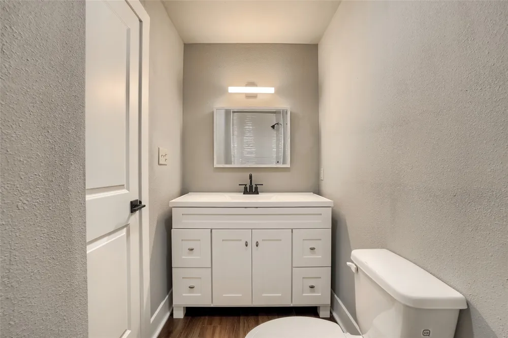 5909 Lago Vista Way D #D Lago Vista, TX 78645