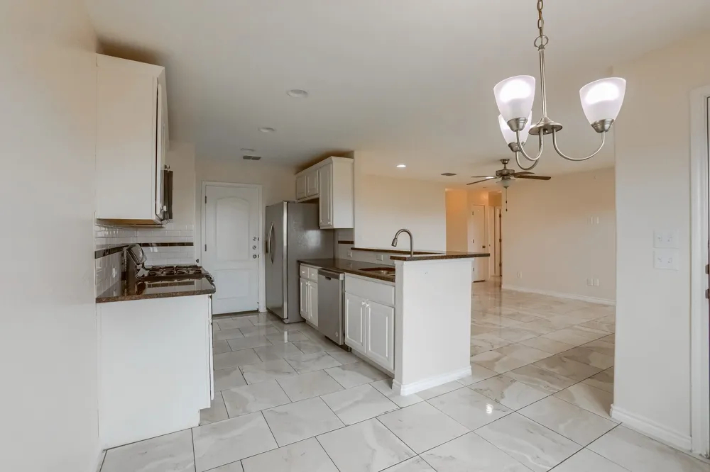 20111 Travis Drive #B Lago Vista, TX 78645