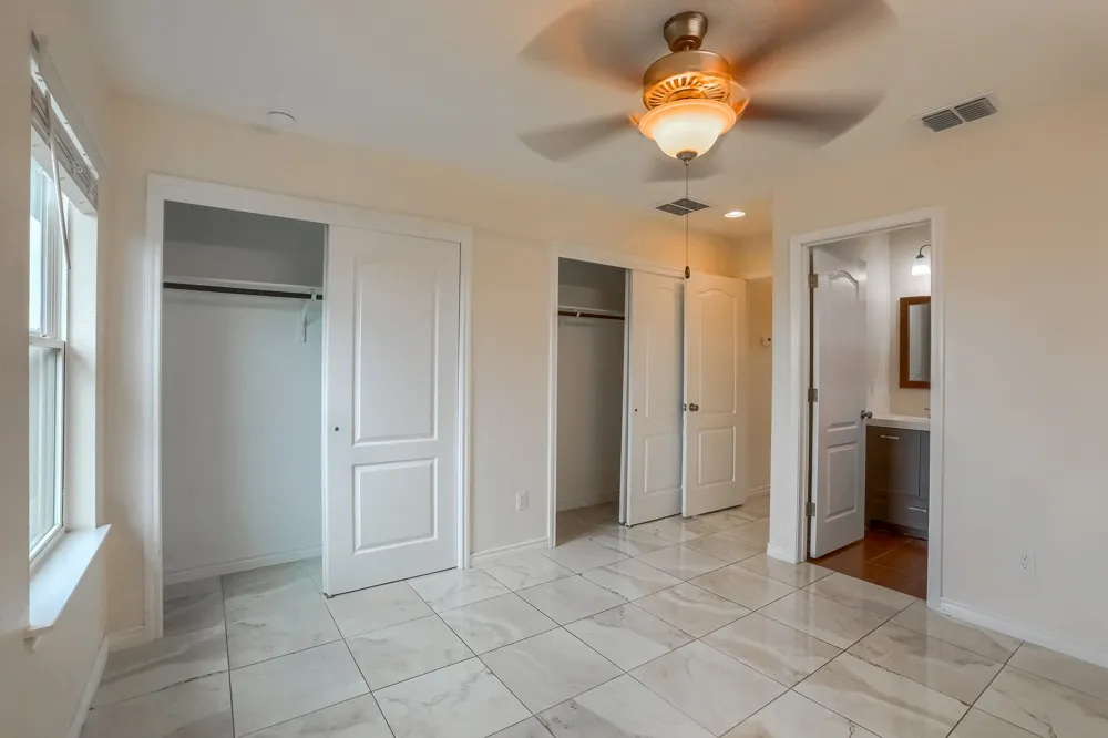 20111 Travis Drive #B Lago Vista, TX 78645