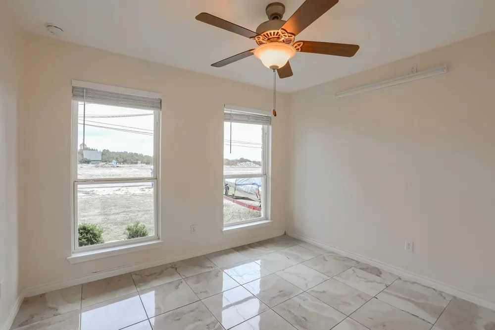 20111 Travis Drive #B Lago Vista, TX 78645