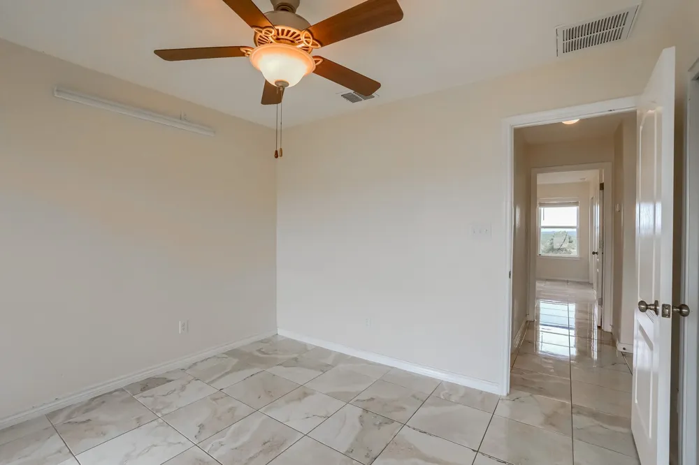 20111 Travis Drive #B Lago Vista, TX 78645