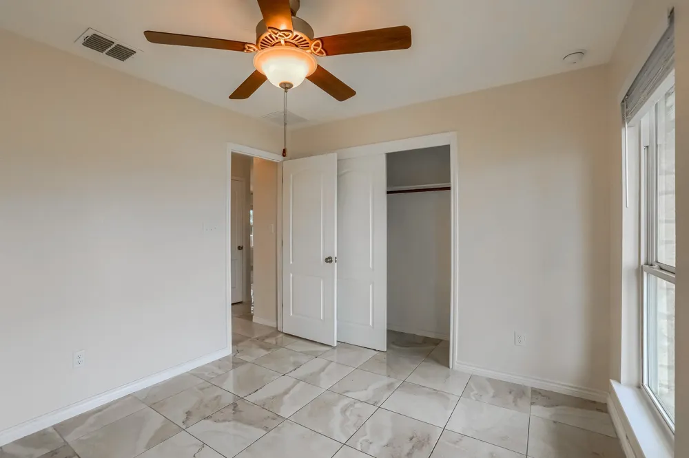 20111 Travis Drive #B Lago Vista, TX 78645