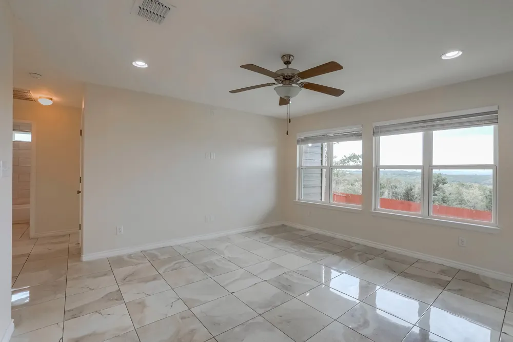 20111 Travis Drive #B Lago Vista, TX 78645