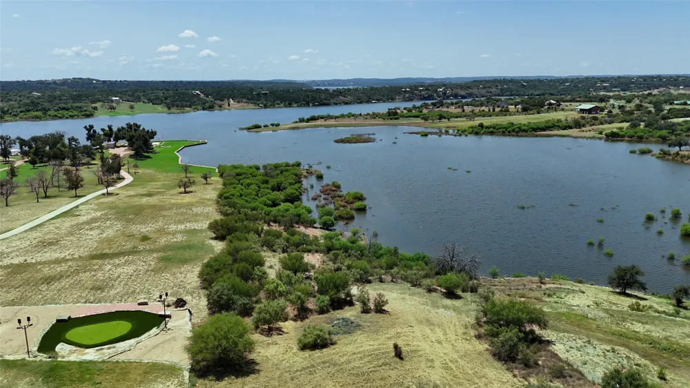 281 Chimney Cove Drive Marble Falls, TX 78654