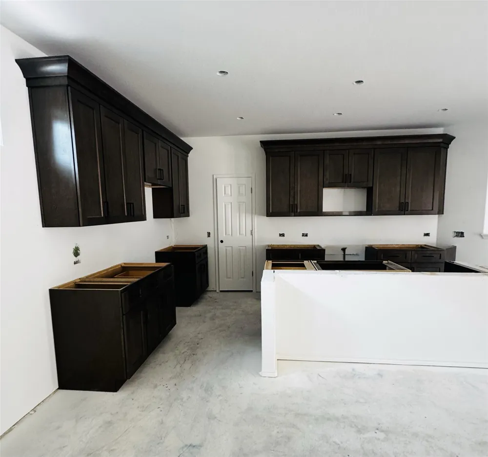 913 Indian Hawthorne Drive #G Georgetown, TX 78628