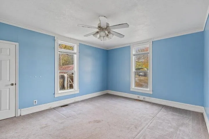 214 E Rhea Avenue Spring City, TN 37381