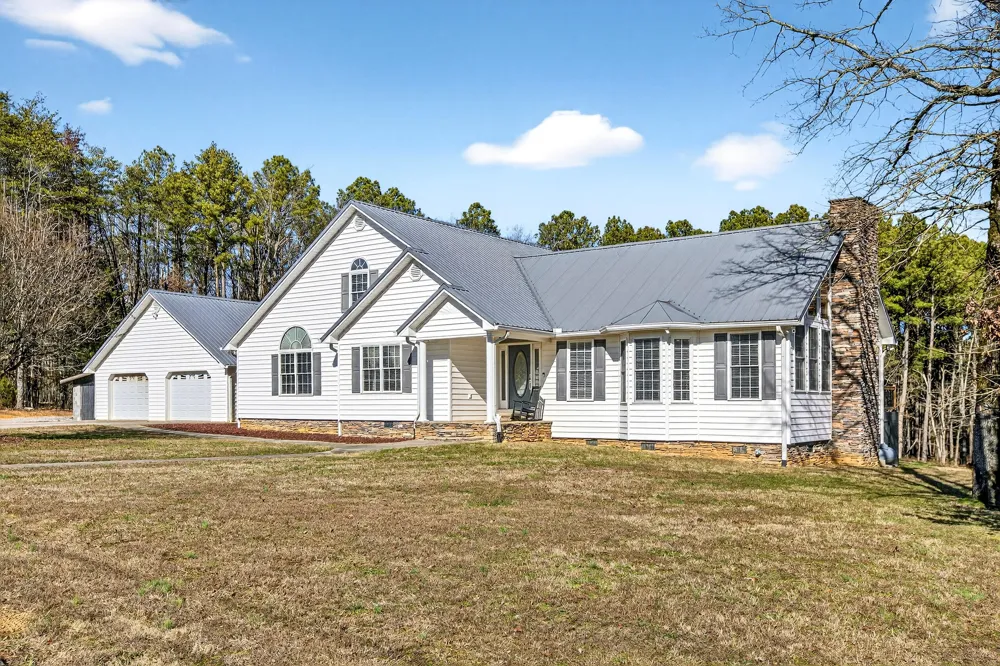 3195 Ladd Springs Road SE Old Fort, TN 37362