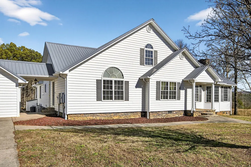 3195 Ladd Springs Road SE Old Fort, TN 37362