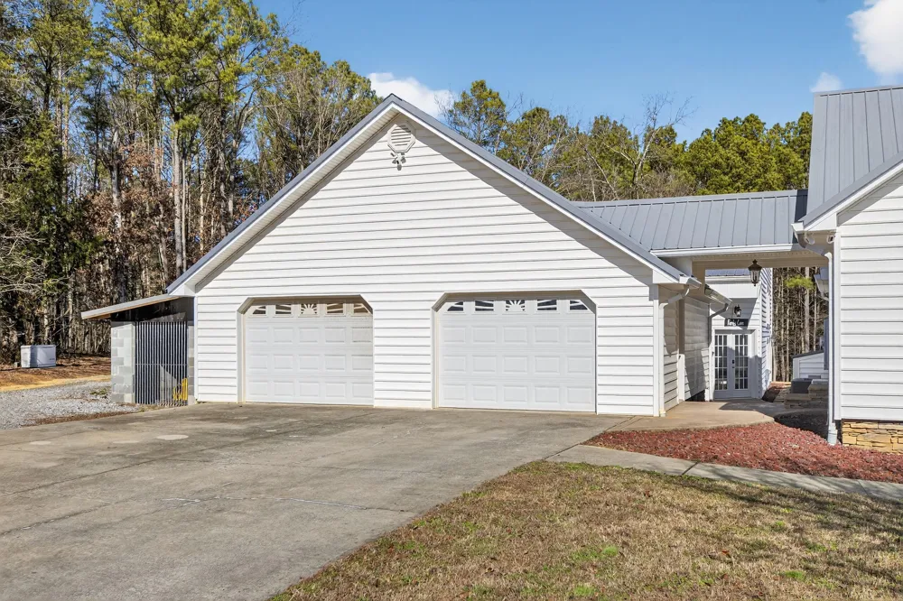3195 Ladd Springs Road SE Old Fort, TN 37362