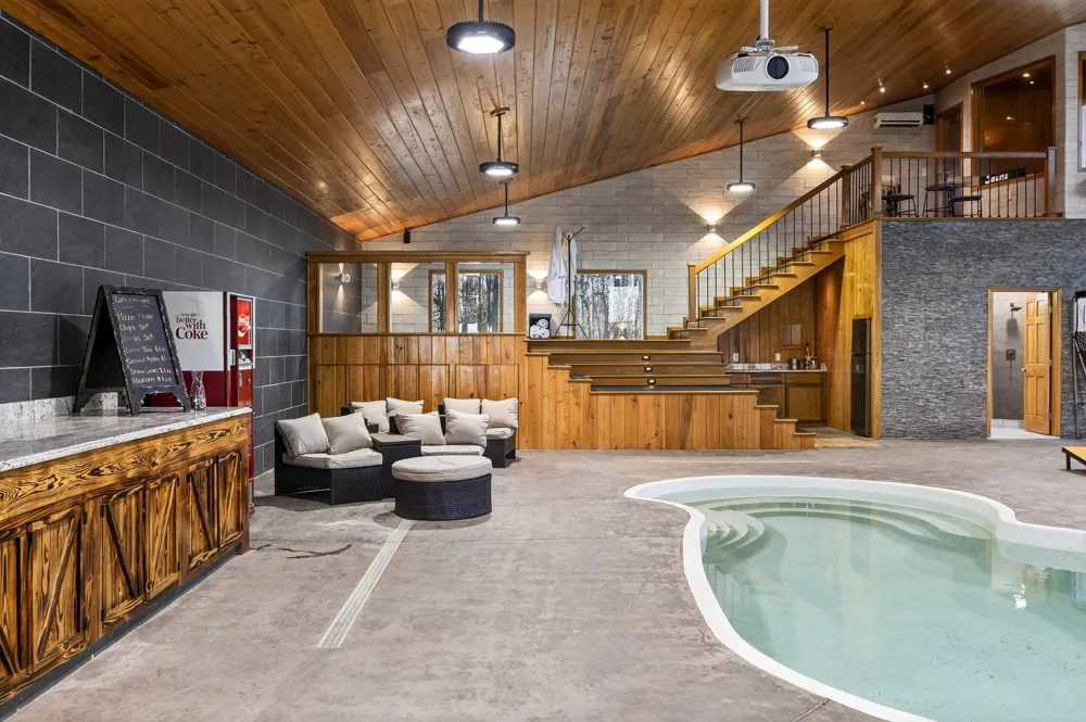3195 Ladd Springs Road SE Old Fort, TN 37362