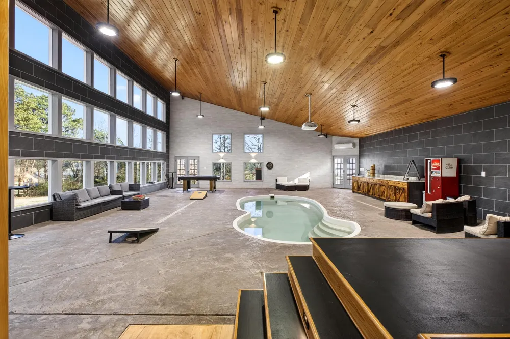 3195 Ladd Springs Road SE Old Fort, TN 37362