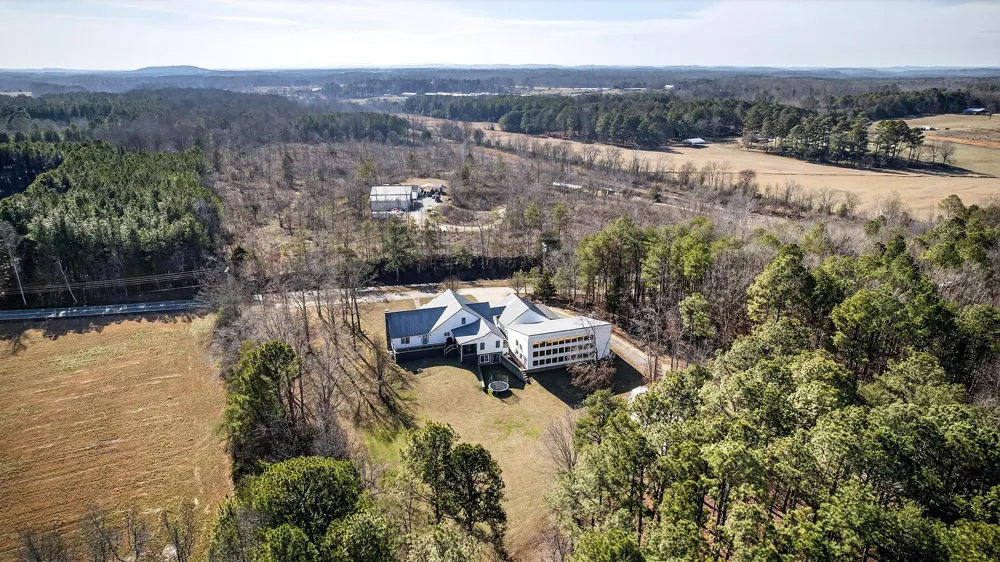 3195 Ladd Springs Road SE Old Fort, TN 37362