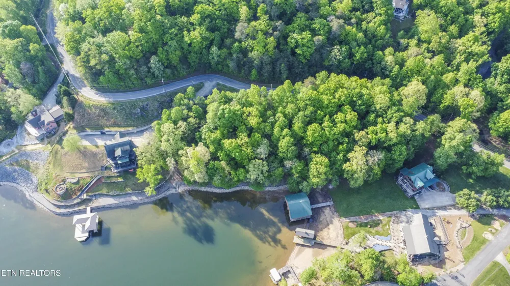 1400 Indian Shadows Drive Ten Mile, TN 37880