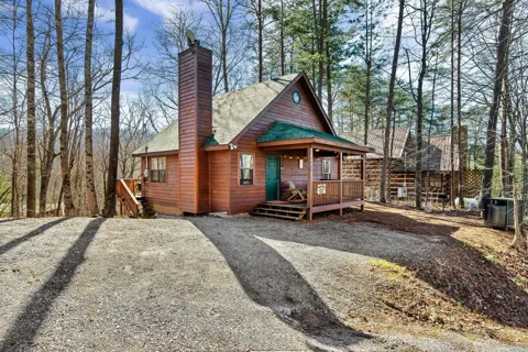 1219 Ski View Lane