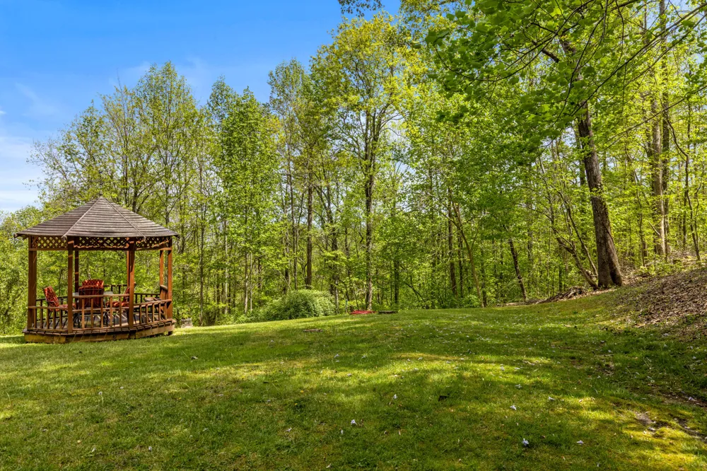 3850 Stagecoach Road South Pittsburg, TN 37380