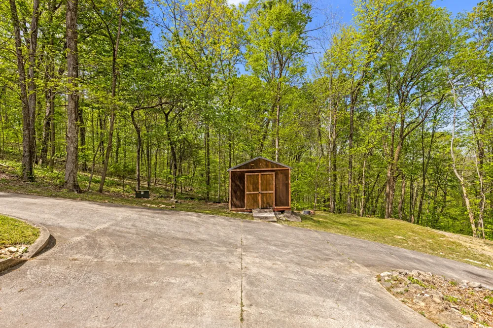 3850 Stagecoach Road South Pittsburg, TN 37380