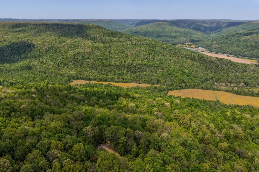 3850 Stagecoach Road South Pittsburg, TN 37380