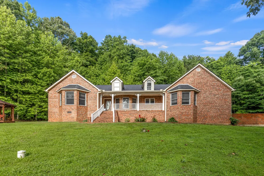 3850 Stagecoach Road South Pittsburg, TN 37380